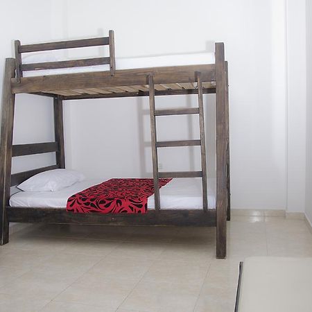 Hostal Alameda Cali Bagian luar foto