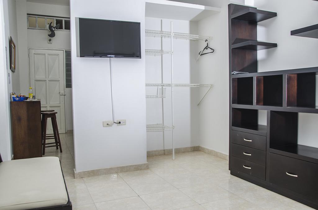 Hostal Alameda Cali Bagian luar foto