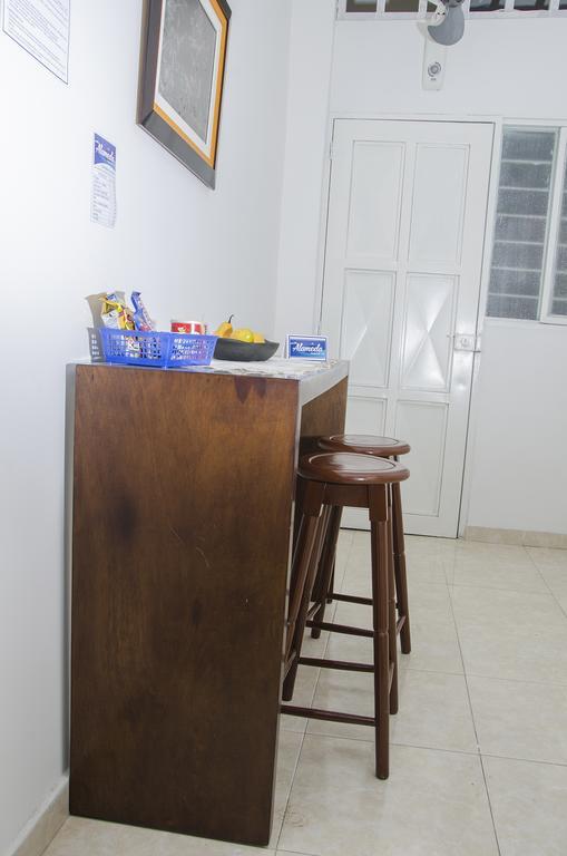 Hostal Alameda Cali Bagian luar foto