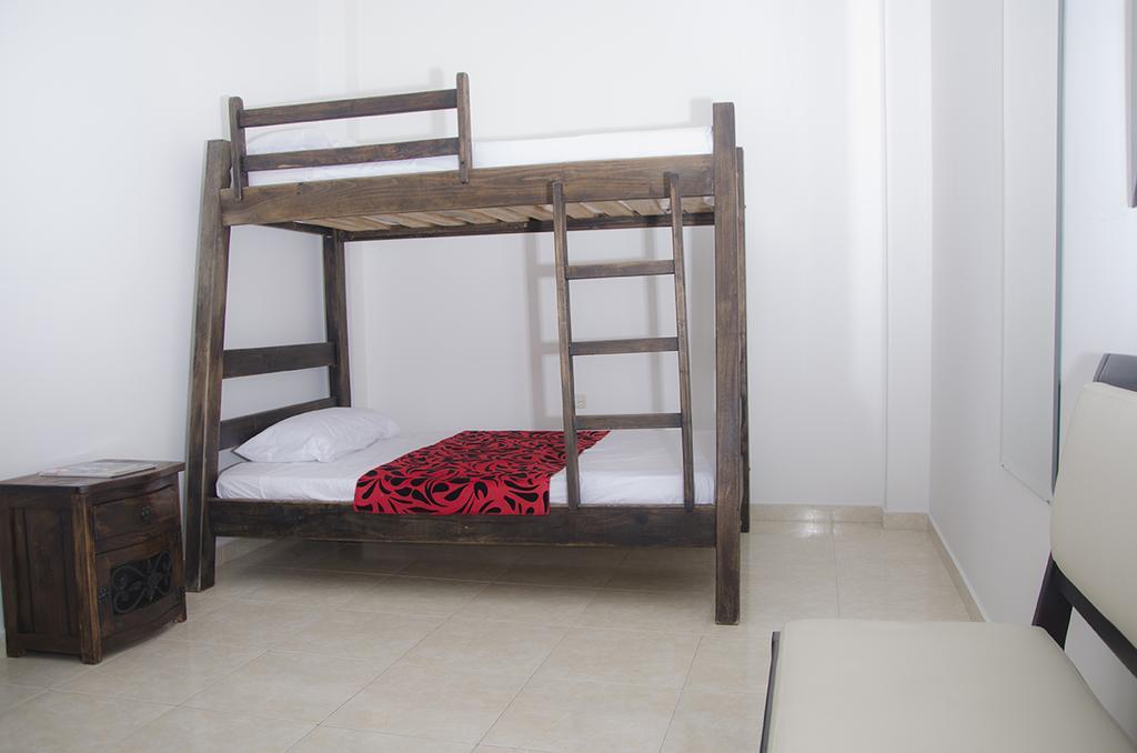Hostal Alameda Cali Bagian luar foto